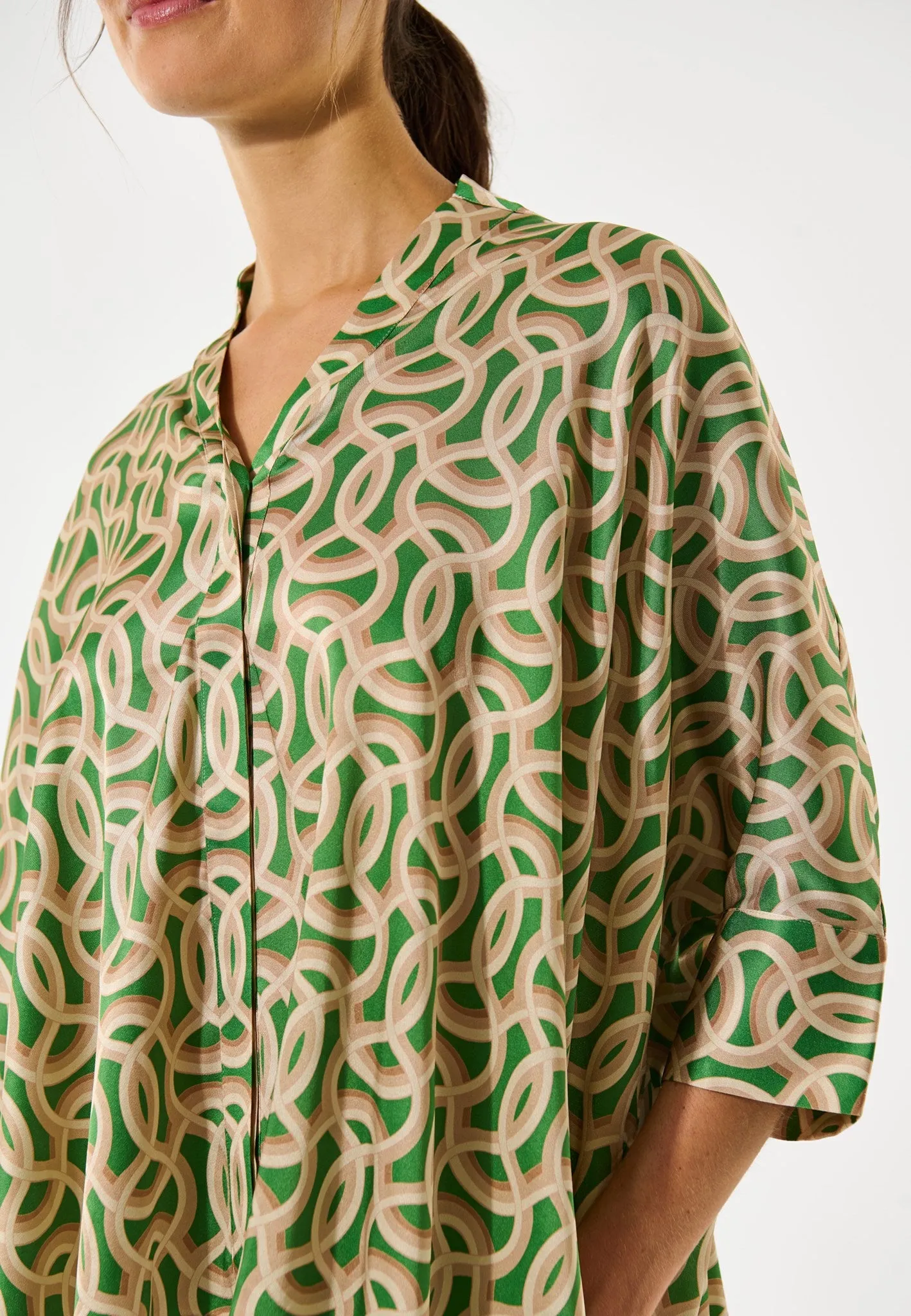 MandyDEA-Deuce Green sold by Dea Kudibal product image thumbnail 4