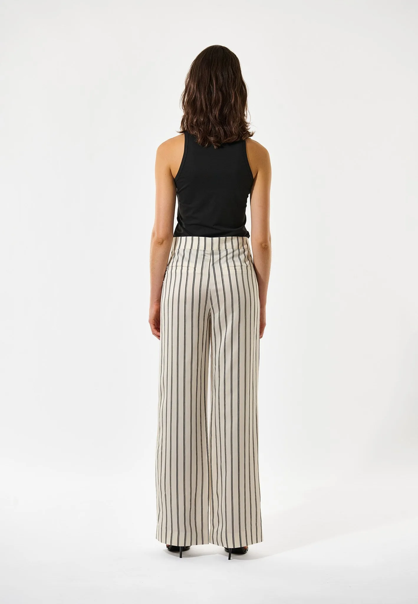 EvelinDEA NS-Flare sold by Dea Kudibal product image thumbnail 3
