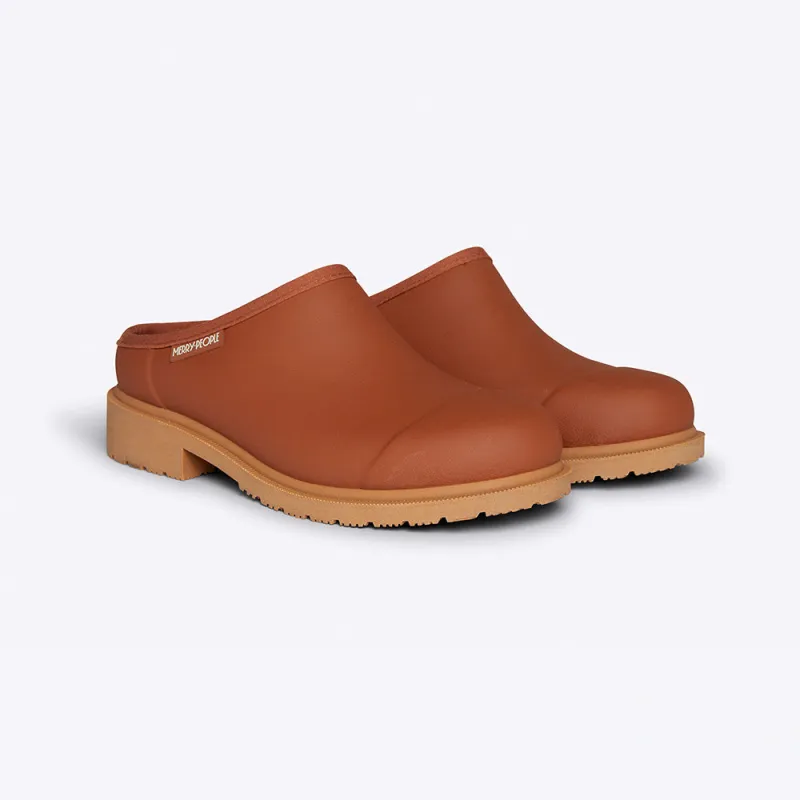 Billie Clog // Rust made by Merry People