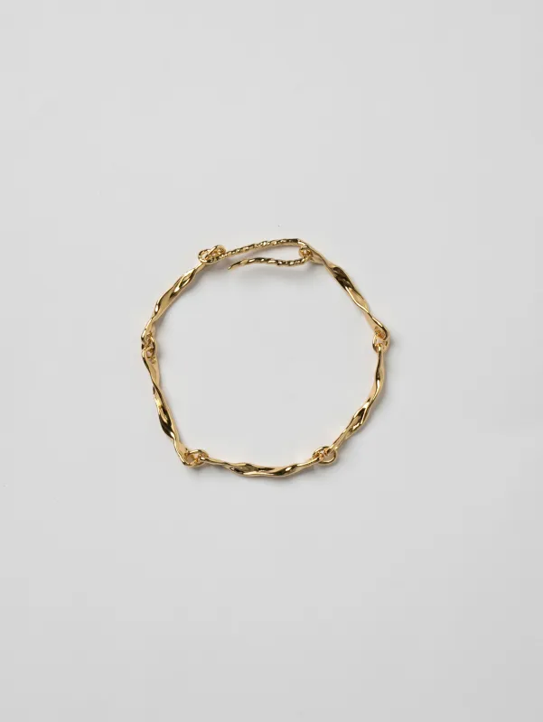 Finley Bracelet in Gold made by Wolf Circus