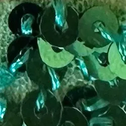 Giga Paillettes Mini Game sold by Maria La Rosa product image thumbnail 4