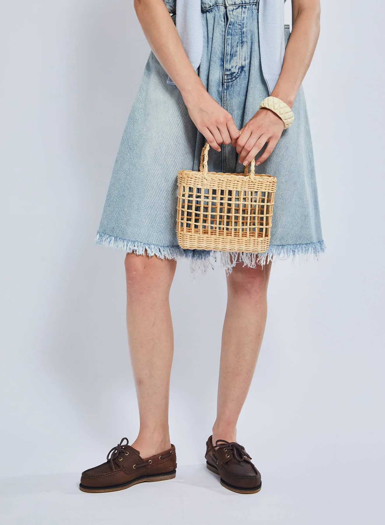 Wapiti Basket Square sold by Maria La Rosa product image thumbnail 3