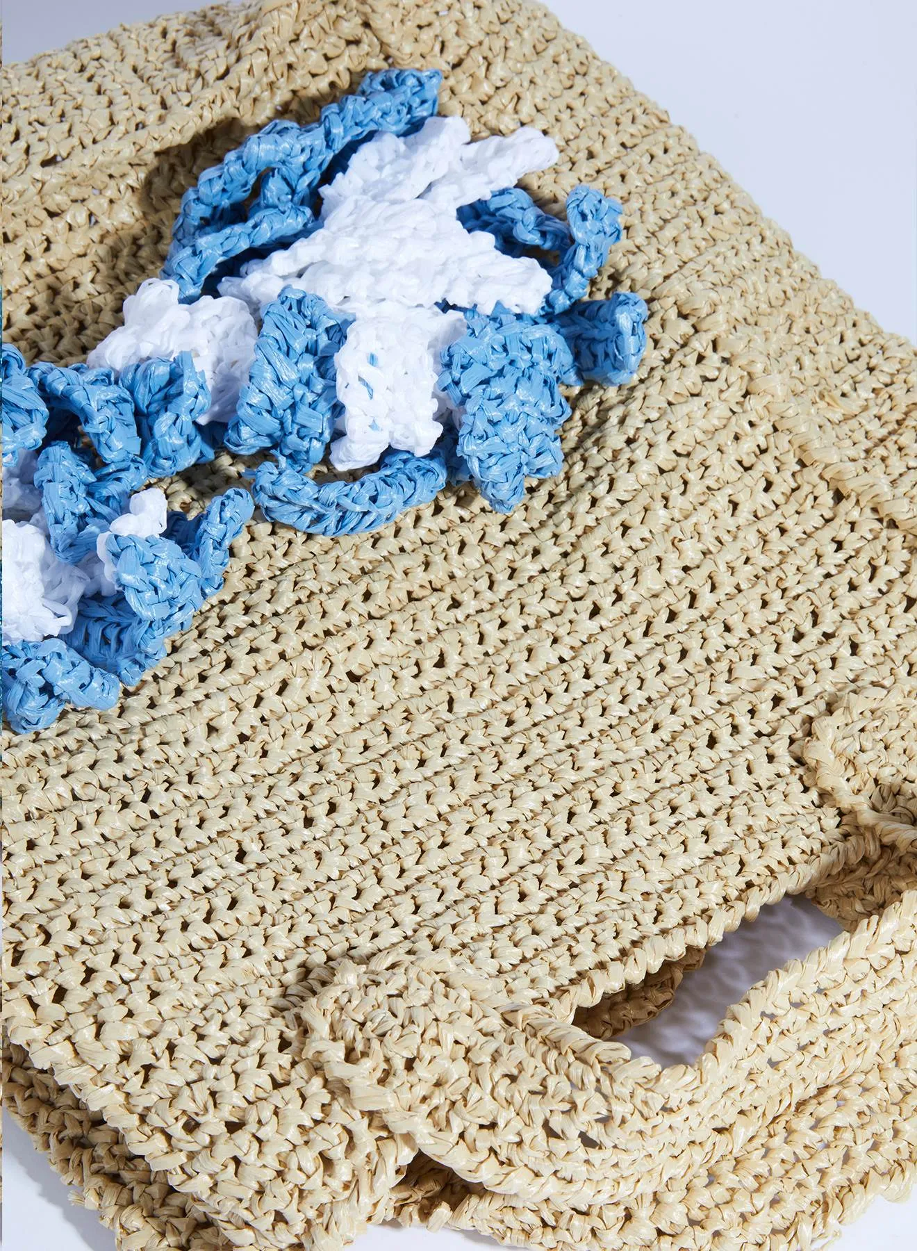 Peonia Tote Bag sold by Maria La Rosa product image thumbnail 5