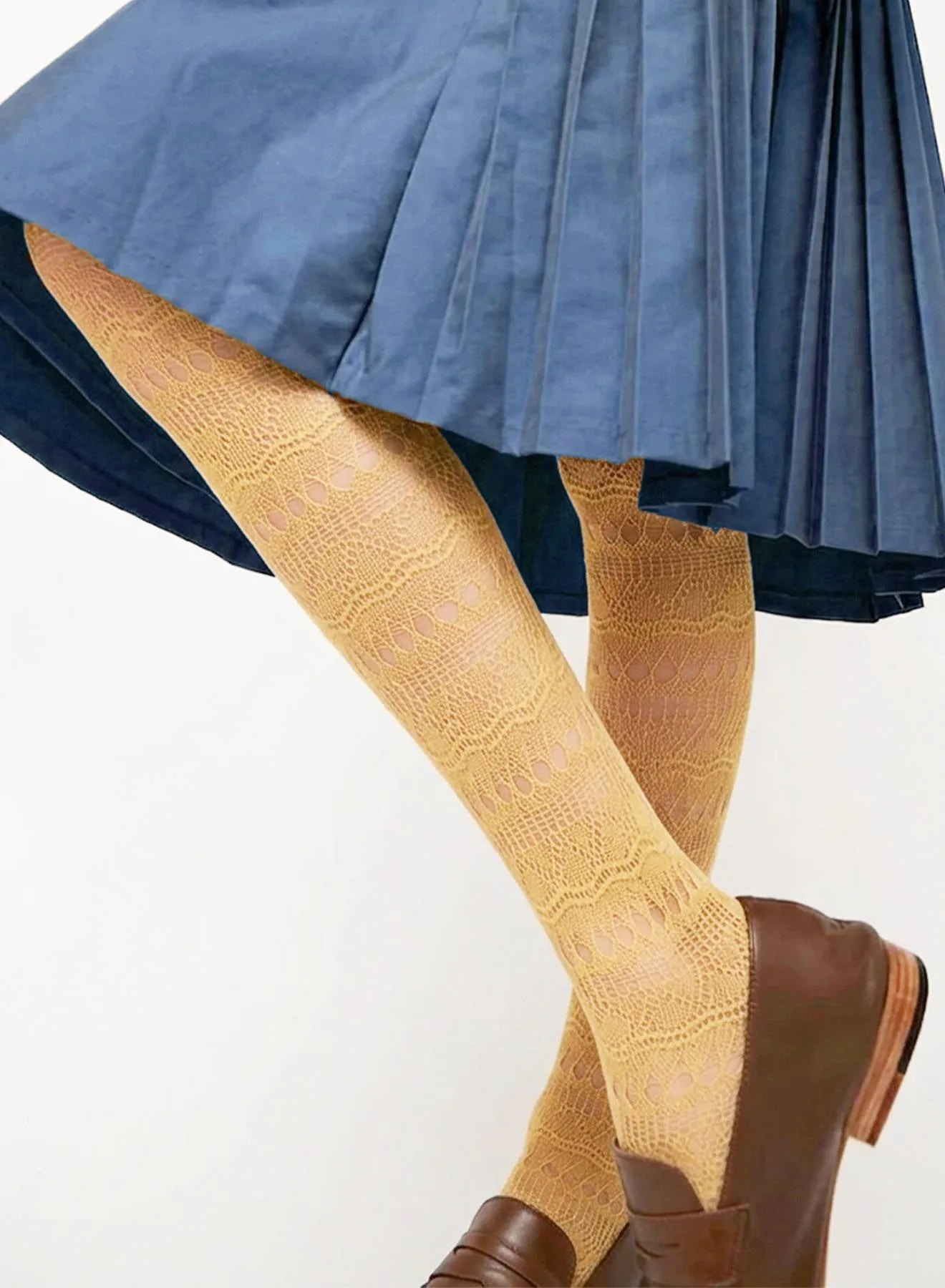 Social sold by Maria La Rosa product image thumbnail 5