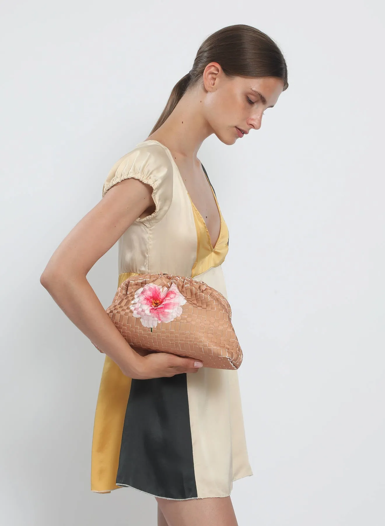 Peonia Game sold by Maria La Rosa product image thumbnail 5