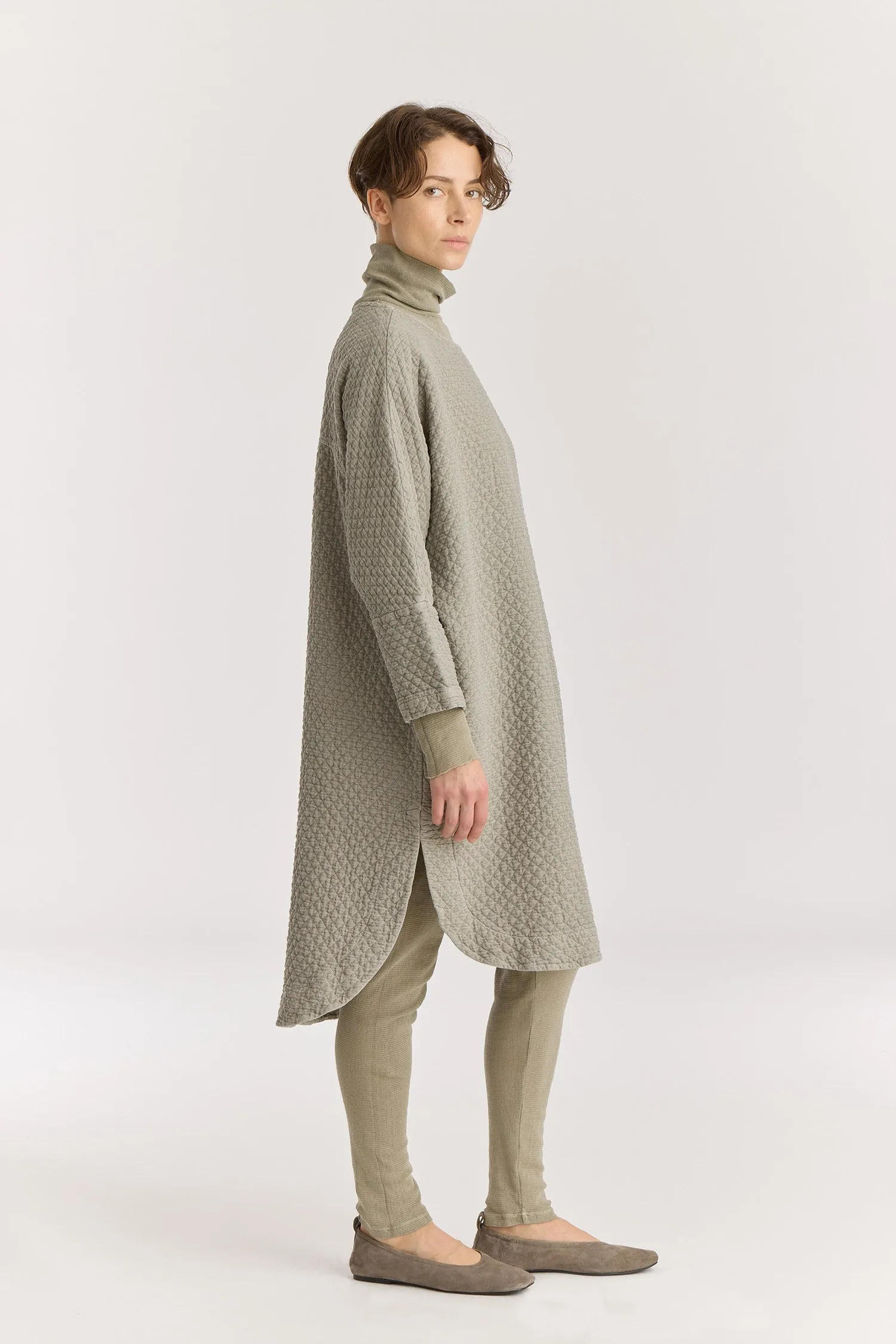 DIAMOND QUILTED PAINTER DRESS / LIMESTONE sold by Black Crane product image thumbnail 3