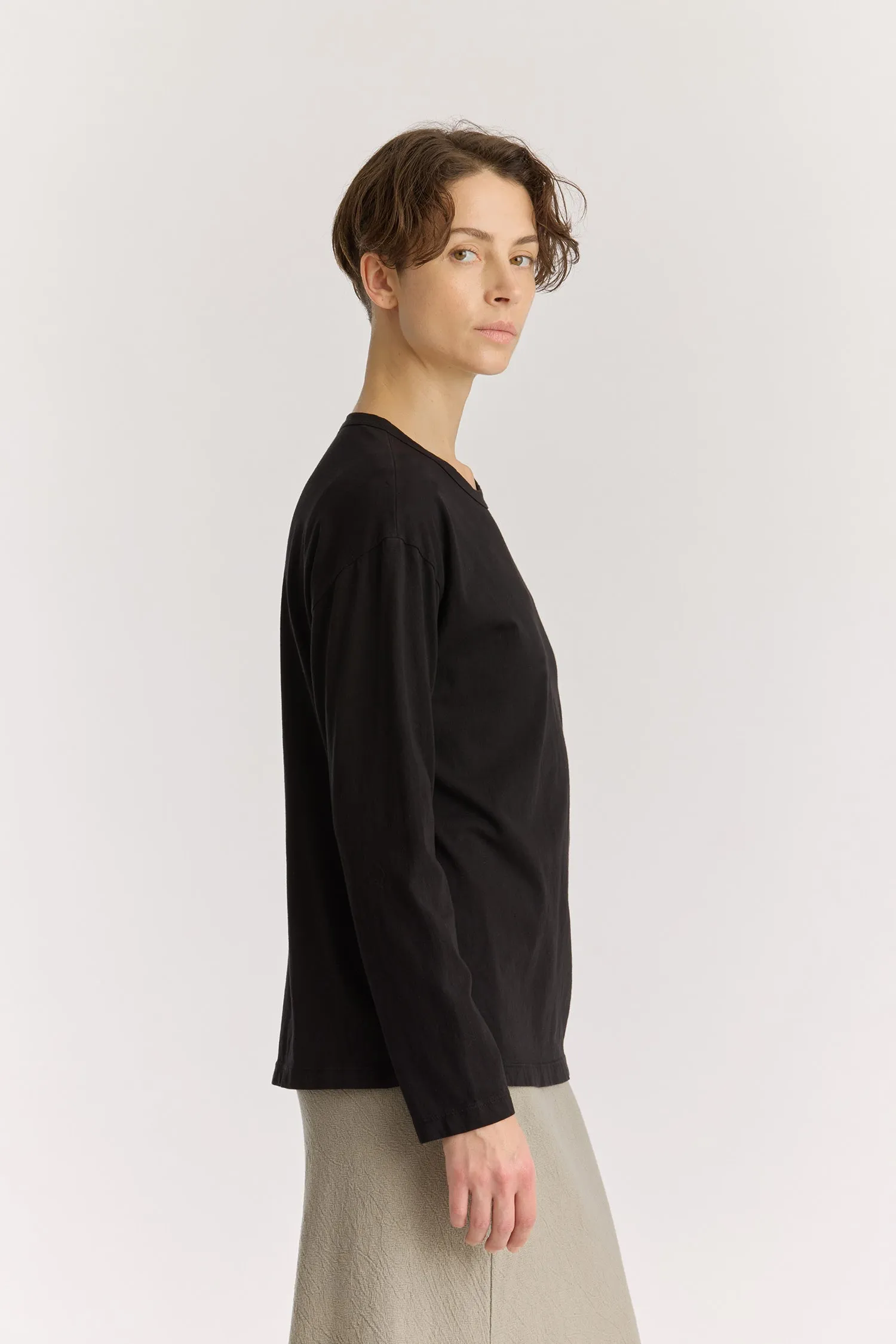 REGULAR L/S TEE / BLACK sold by Black Crane product image thumbnail 4