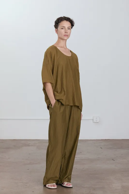 STRAIGHT PANTS / DK. OLIVE sold by Black Crane