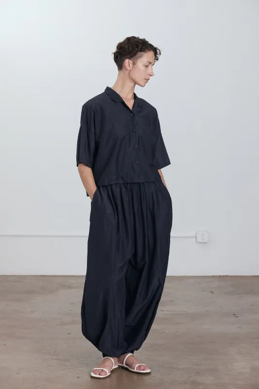 CROPPED SHIRTS / FADED BLACK made by Black Crane