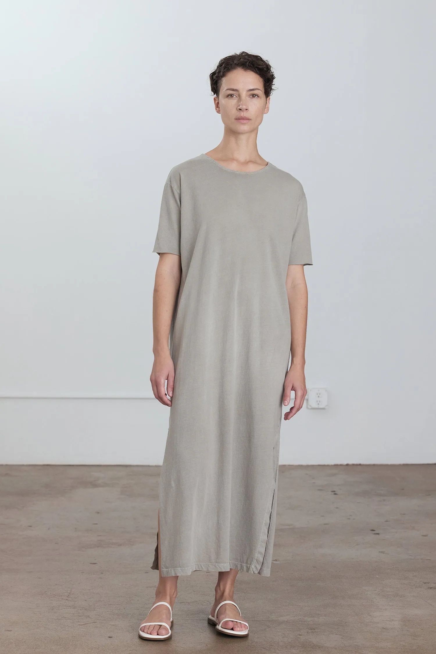 ORGANIC COTTON LONG TEE DRESS / GREY sold by Black Crane