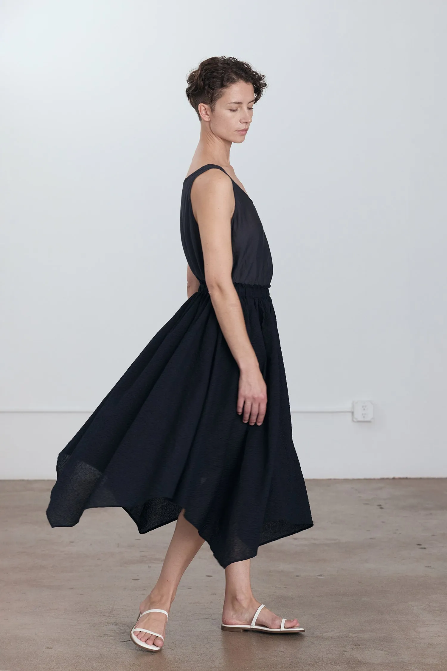 PAPER SKIRT / MIDNIGHT sold by Black Crane