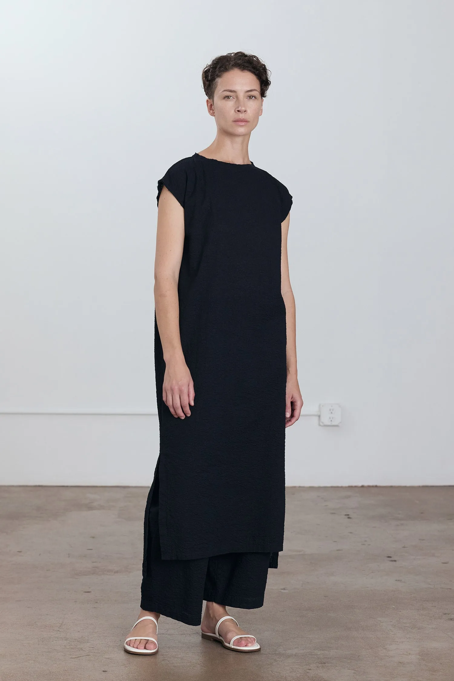 NO SLEEVE DRESS / MIDNIGHT sold by Black Crane