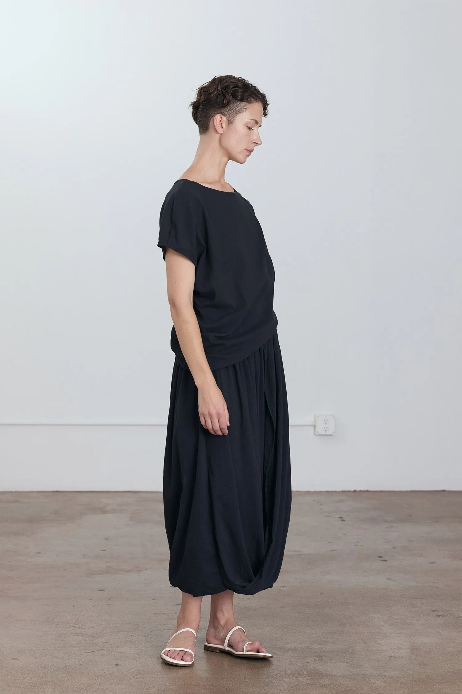 GREEK COLUMN SKIRT / SUMI BLACK sold by Black Crane product image thumbnail 5