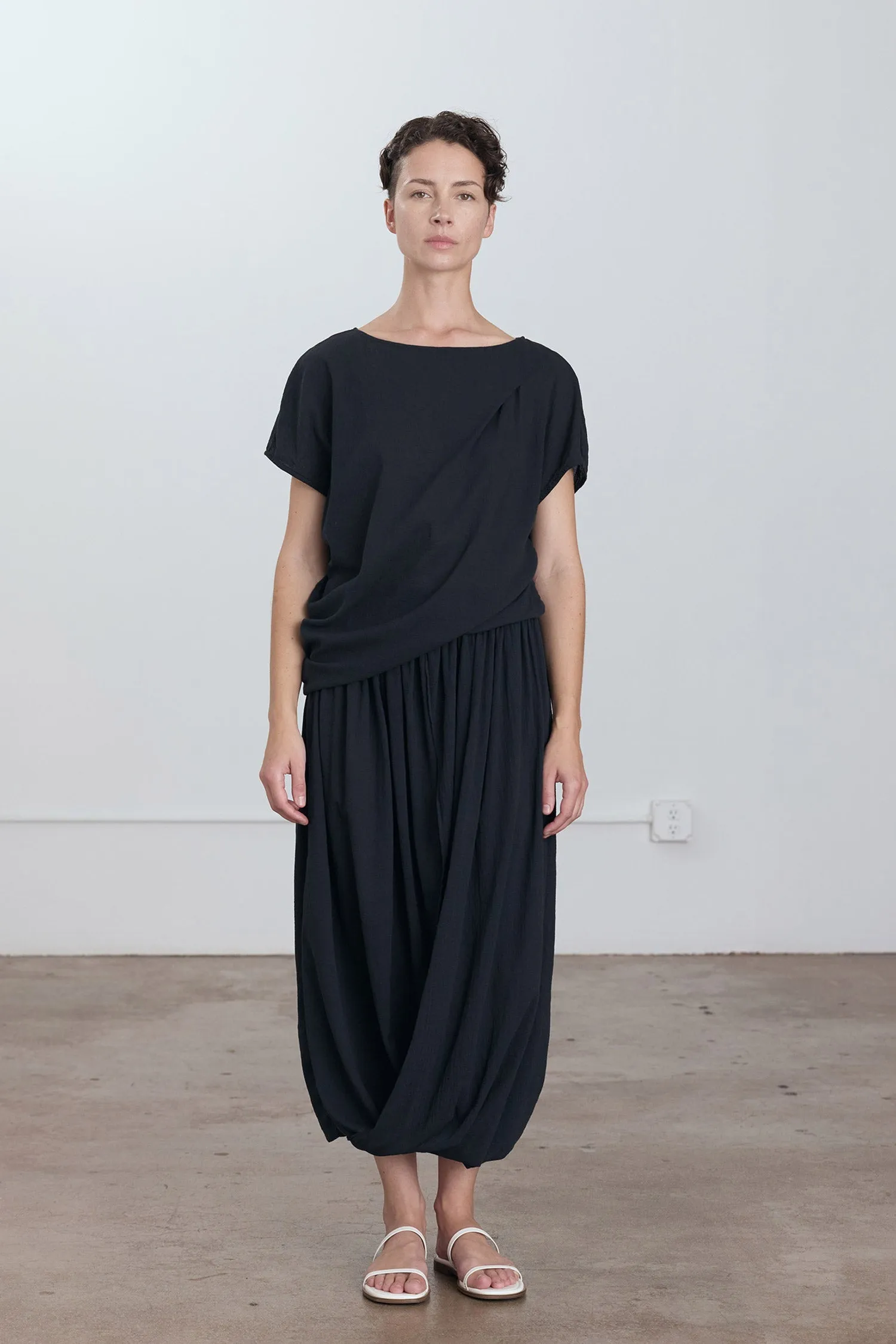 GREEK COLUMN SKIRT / SUMI BLACK sold by Black Crane