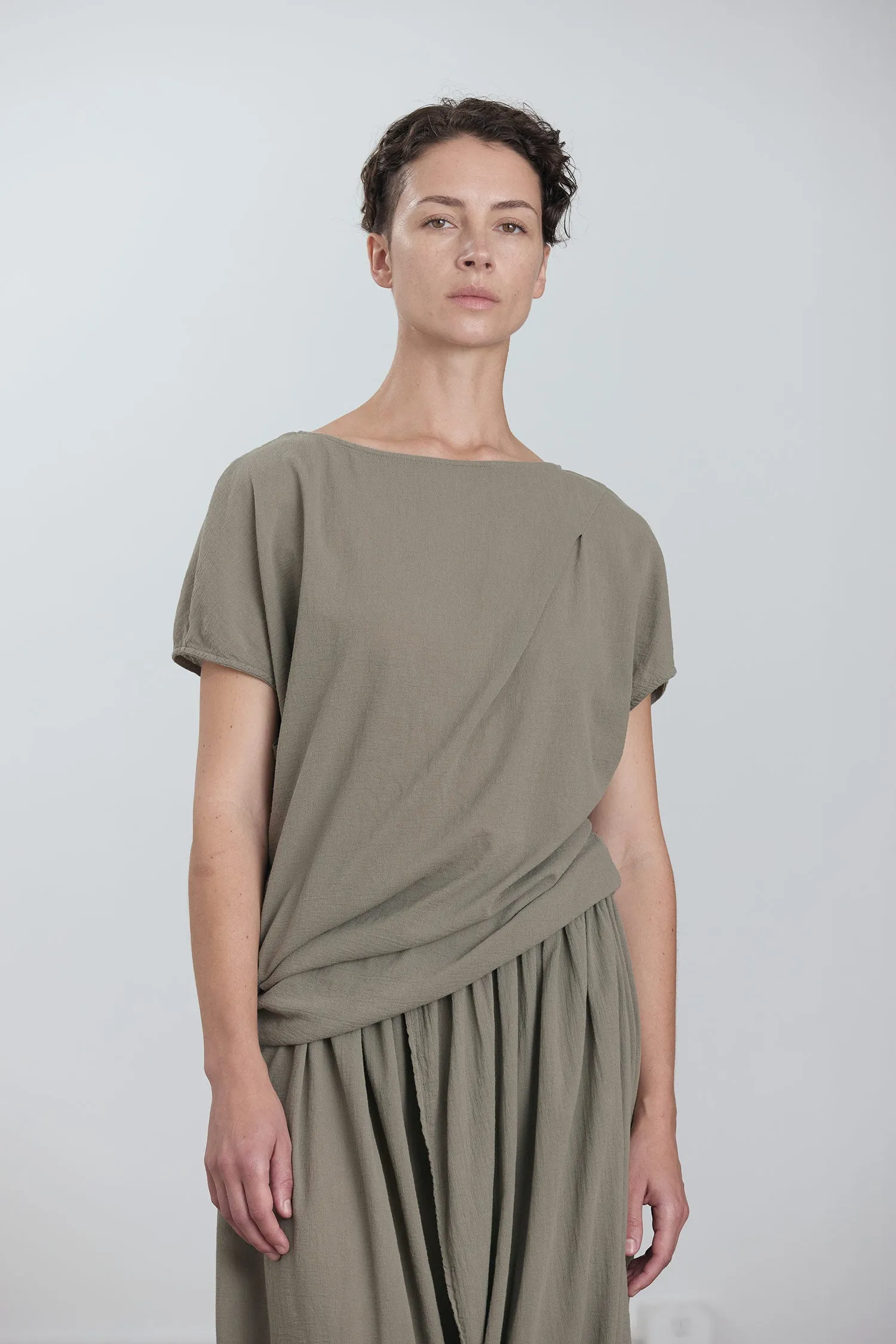 ASYMMETRIC TOP / CEMENT sold by Black Crane