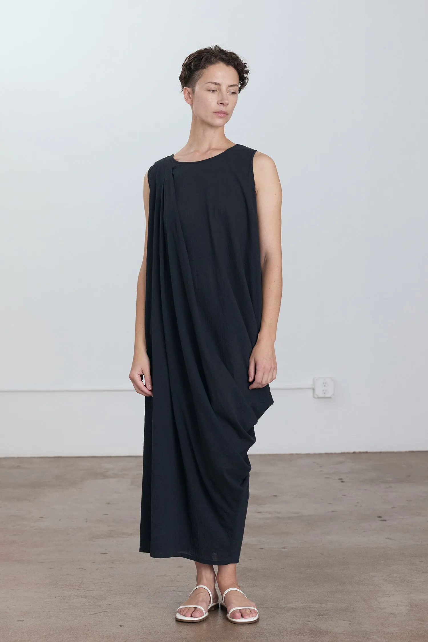 GREEK COLUMN DRESS / SUMI BLACK sold by Black Crane product image thumbnail 2