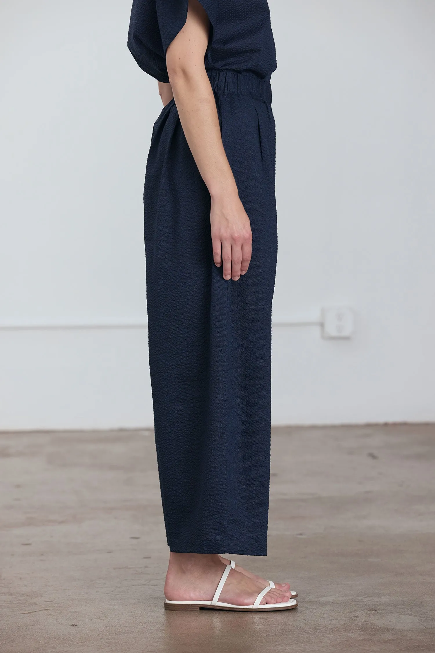 WIDE PANTS / NAVY sold by Black Crane product image thumbnail 4