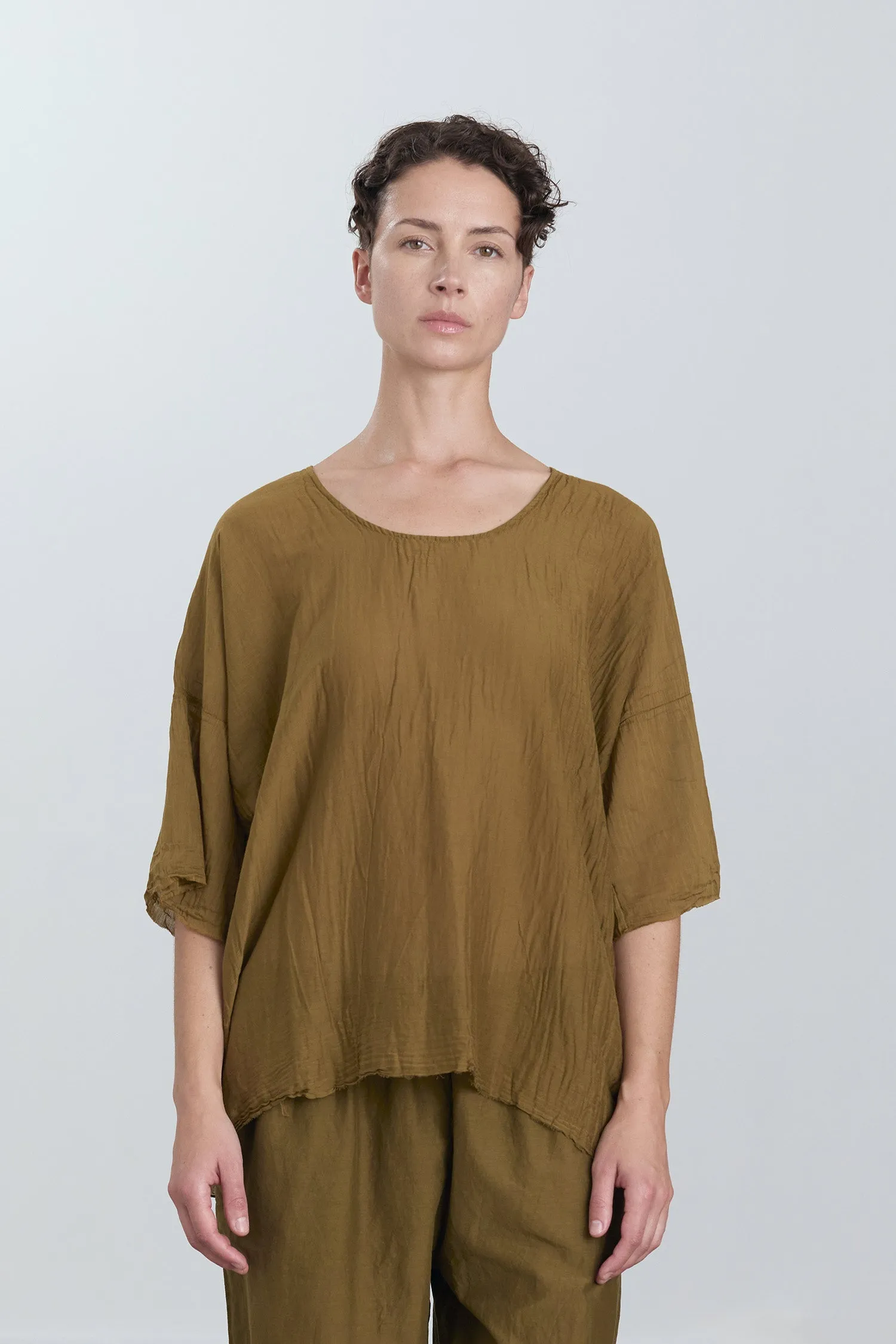 OVERSIZED TOP / DK. OLIVE sold by Black Crane product image thumbnail 2