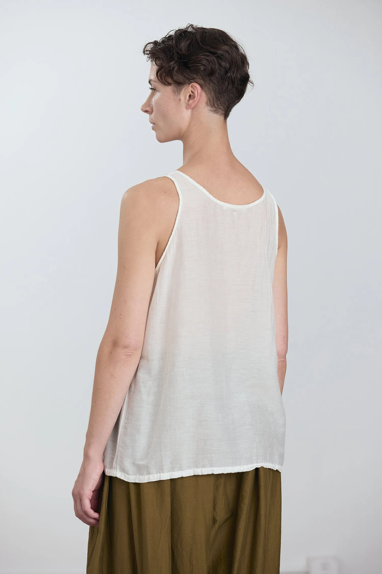 LOOSE TANK TOP / WHITE sold by Black Crane product image thumbnail 4