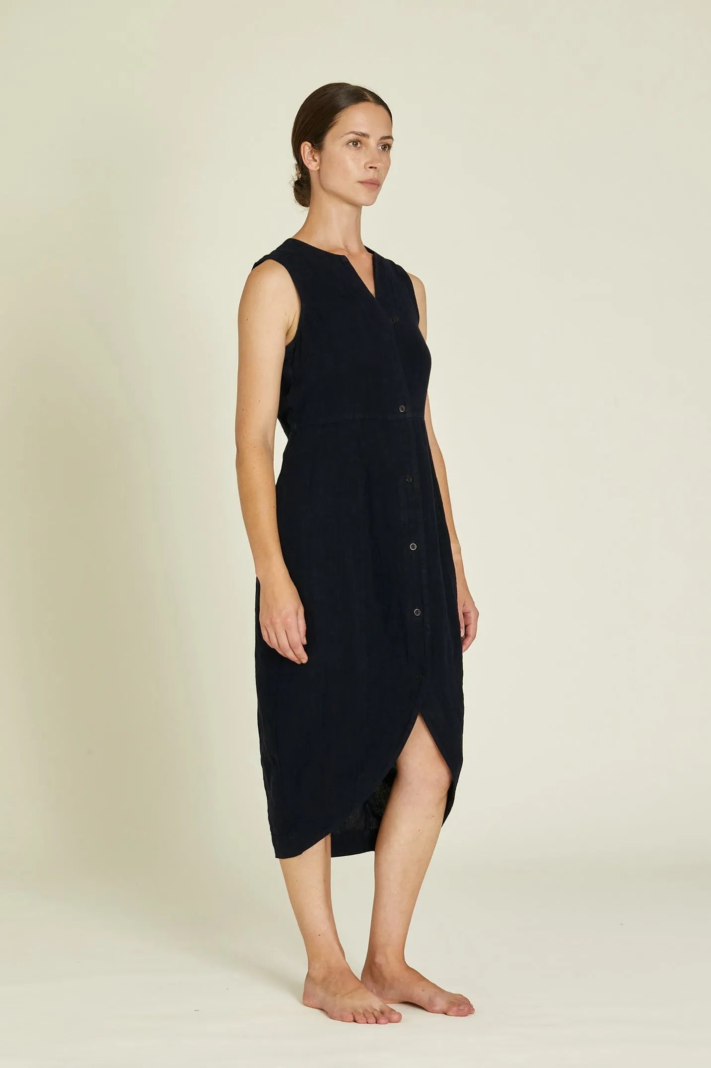 LINEN LEAF DRESS / BLACK / L-LFD26 sold by Black Crane product image thumbnail 2