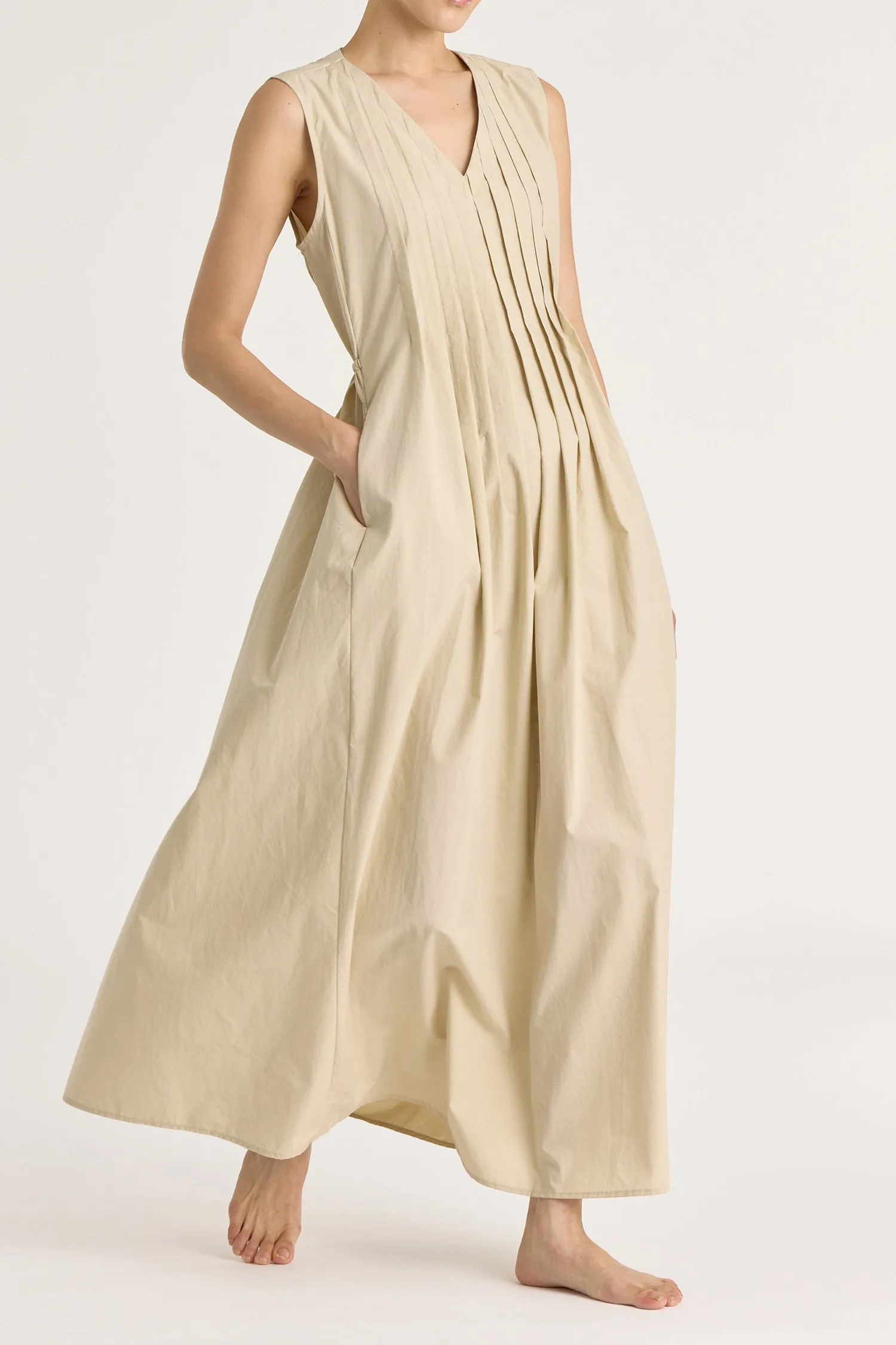 PLEATED V NECK DRESS / OYSTER / C-TVD13 sold by Black Crane product image thumbnail 2