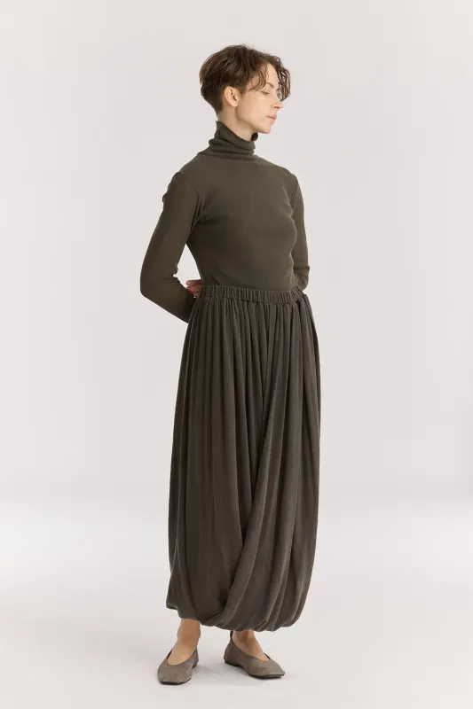 DOUBLE-LAYERED DRAPY SKIRT / SLATE / RC-GS02 made by Black Crane