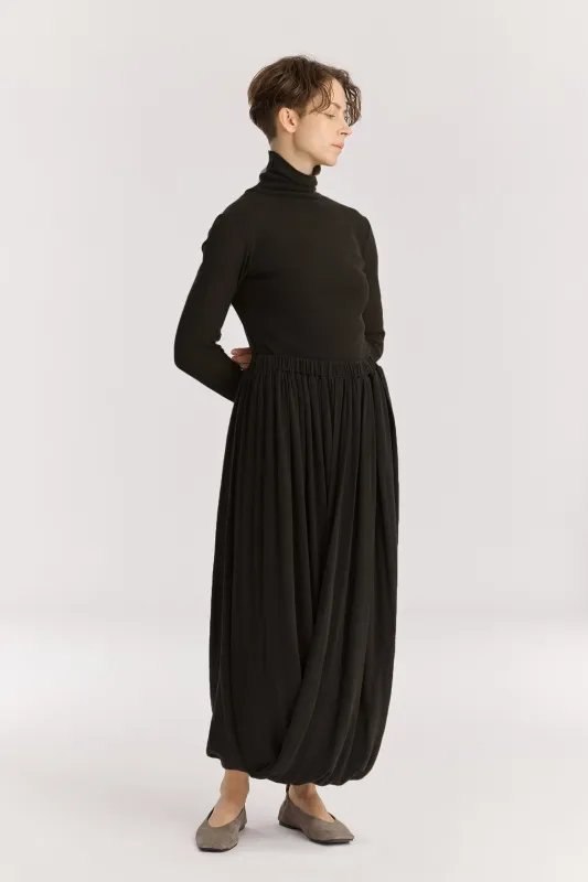 DOUBLE-LAYERED DRAPY SKIRT / BLACK / RC-GS02 made by Black Crane