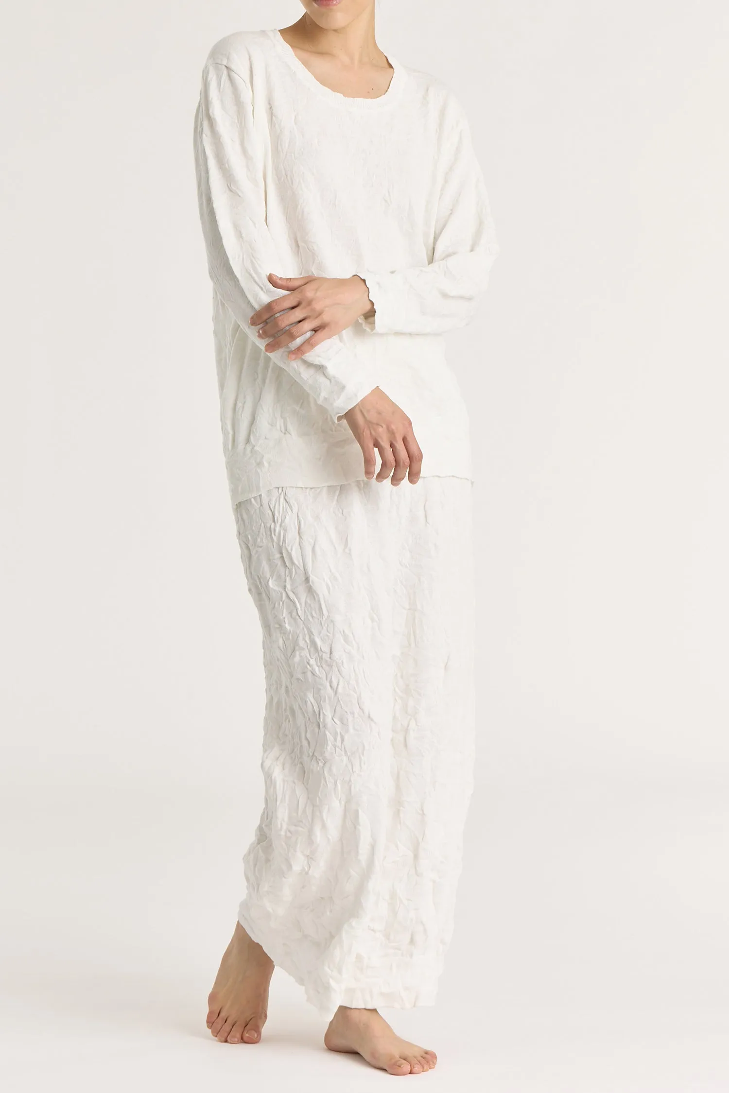 CRINKLED KNIT SKIRT / WHITE / CP-CKS08 sold by Black Crane product image thumbnail 2