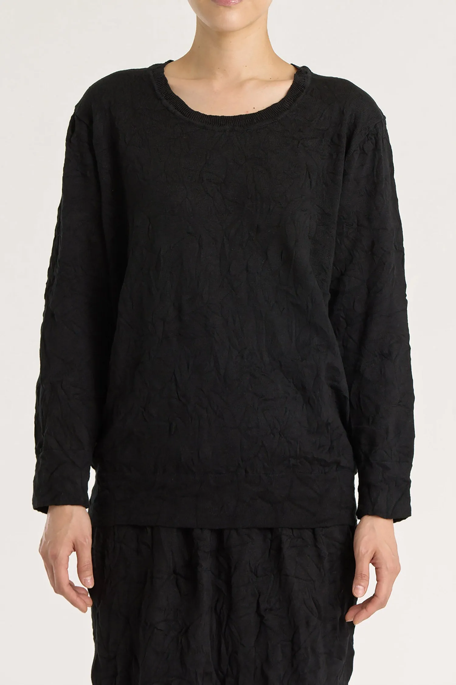 CRINKLED SUMMER KNIT TOP / BLACK / CP-LCK09 sold by Black Crane