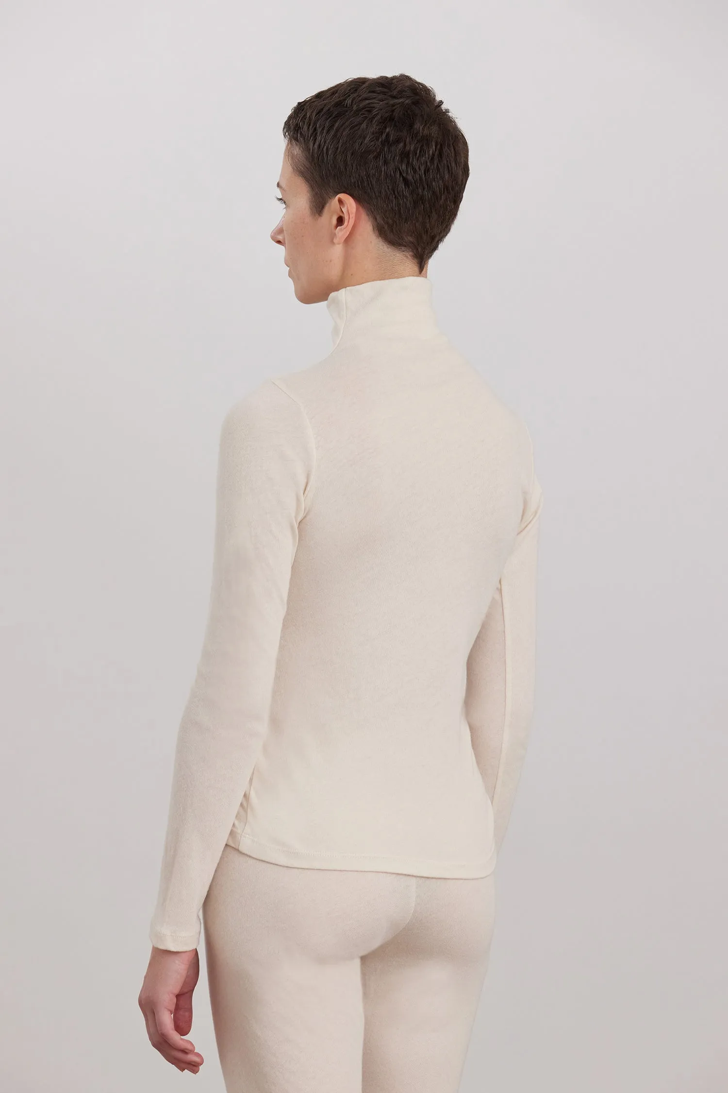 ORGANIC COTTON CASHMERE TURTLE NECK LONG SLEEVE / NATURAL sold by Black Crane product image thumbnail 4