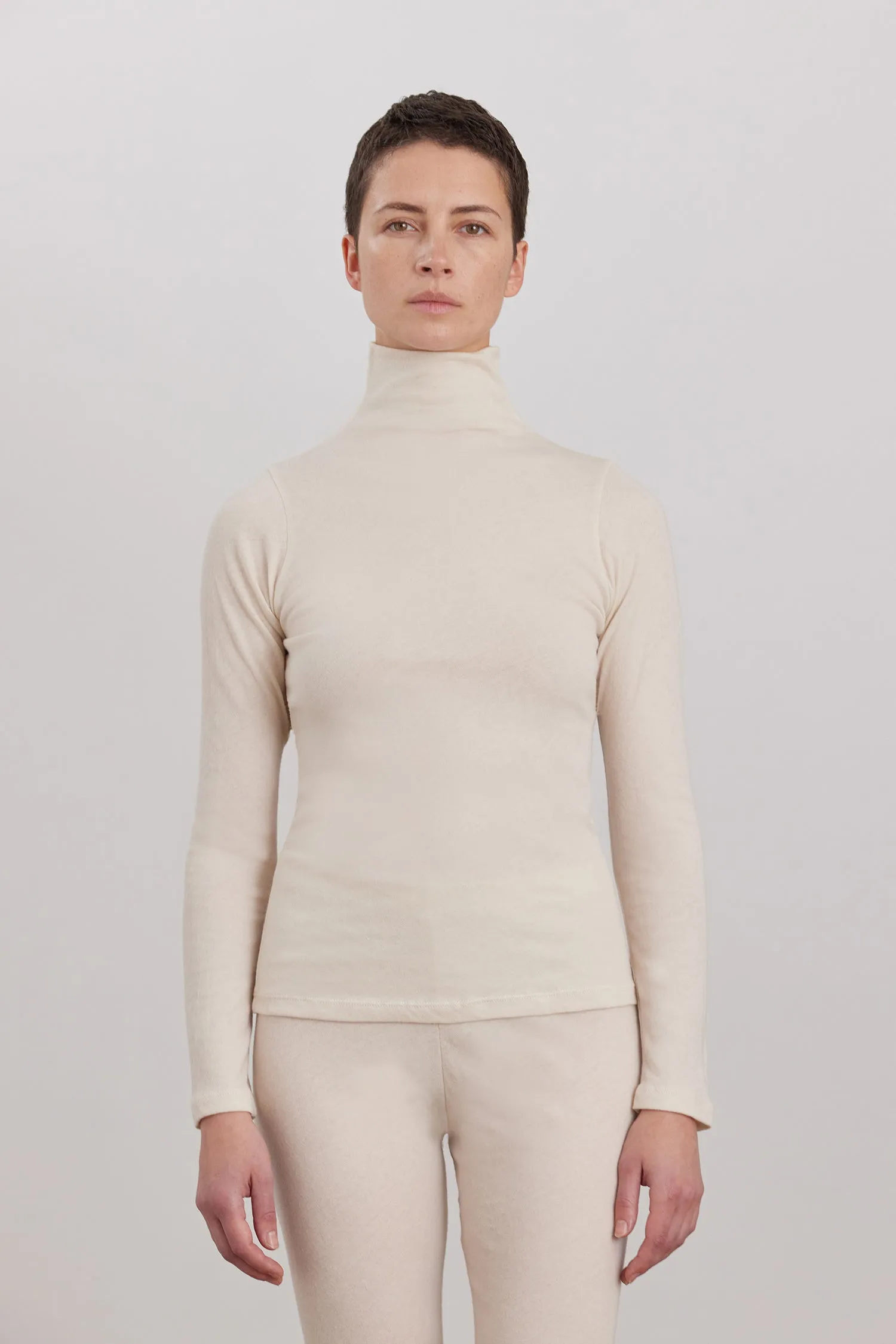 ORGANIC COTTON CASHMERE TURTLE NECK LONG SLEEVE / NATURAL sold by Black Crane