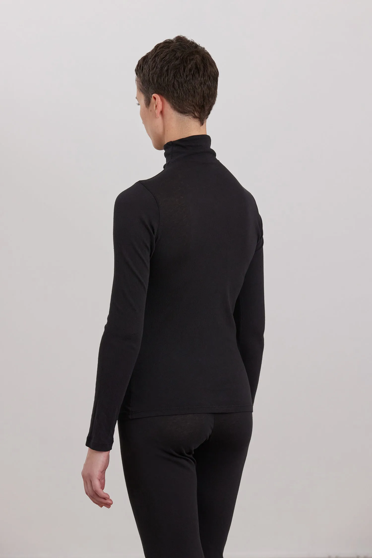 ORGANIC COTTON CASHMERE TURTLE NECK LONG SLEEVE / BLACK sold by Black Crane product image thumbnail 4