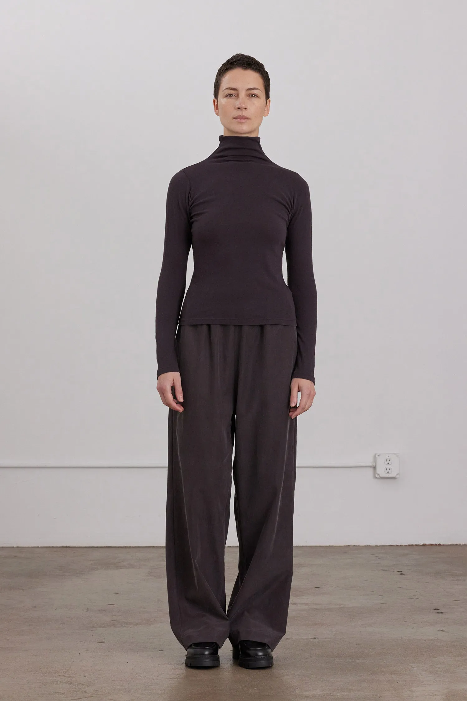 ORGANIC COTTON CASHMERE TURTLE NECK LONG SLEEVE / DK. PLUM sold by Black Crane product image thumbnail 4