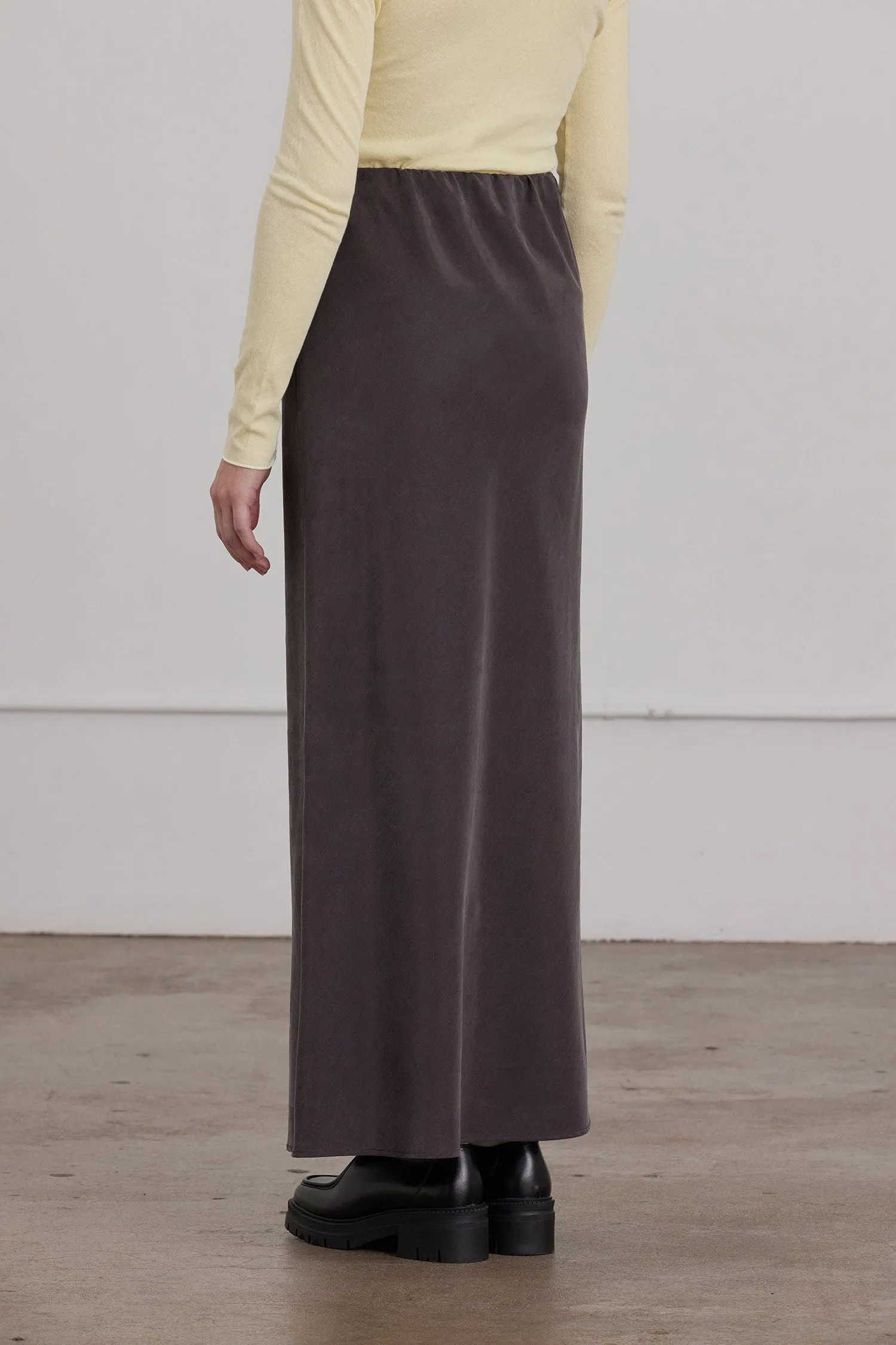 BIAS SKIRT / DK. PLUM sold by Black Crane product image thumbnail 4