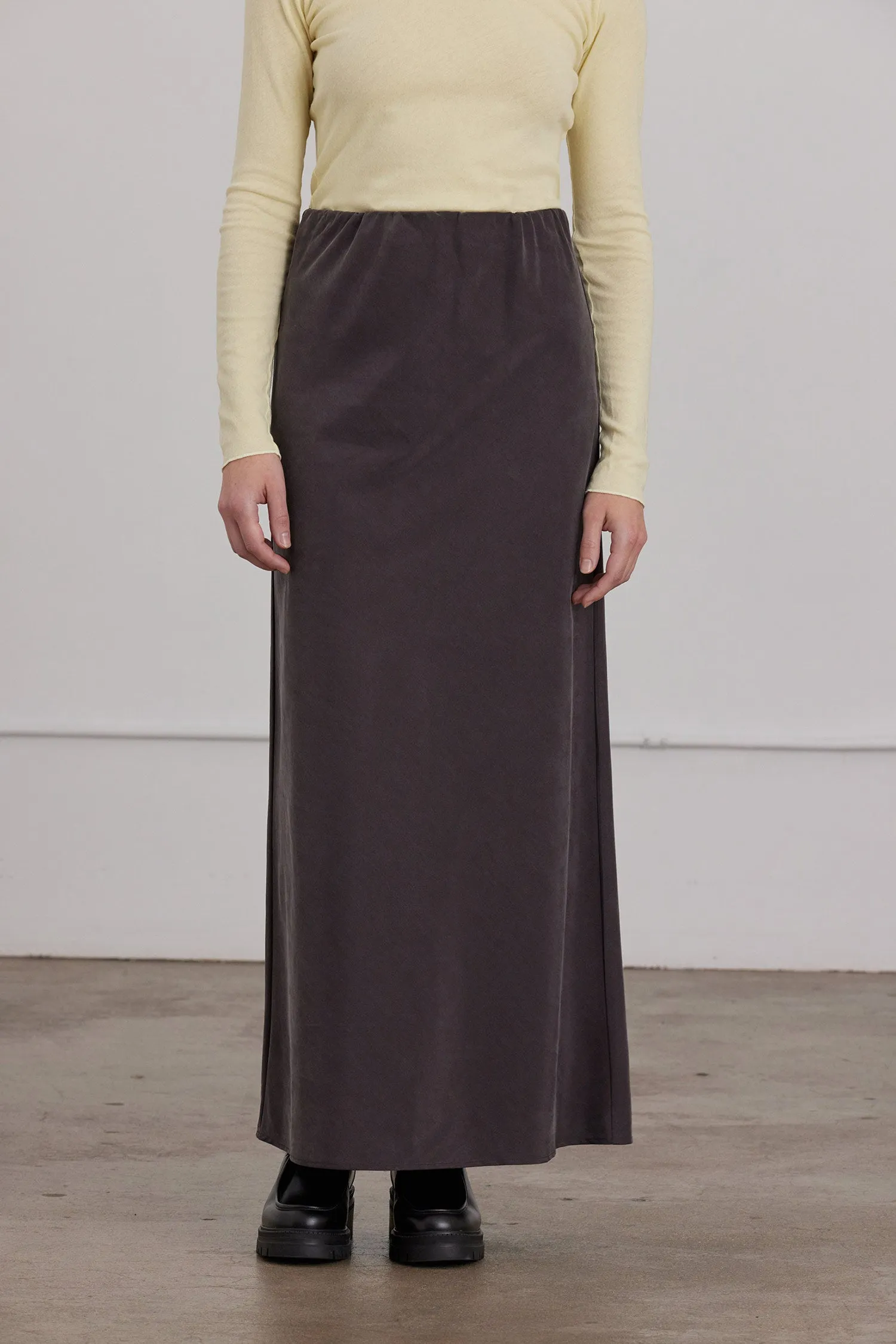 BIAS SKIRT / DK. PLUM sold by Black Crane product image thumbnail 2