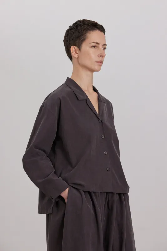 CROPPED L/S SHIRTS / DK. PLUM made by Black Crane