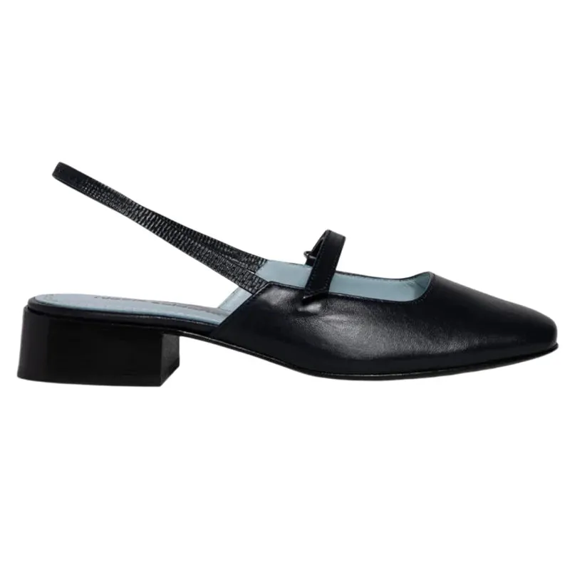 POPPY - BLACK made by Nicole Soldaña