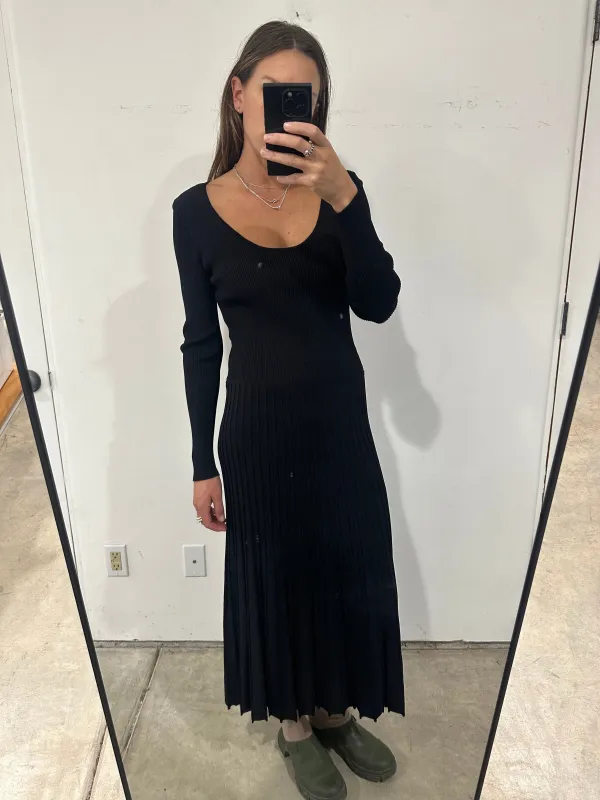SAMPLE - DROP WAIST LS KNIT PLEATED DRESS - BLACK sold by Ali Golden