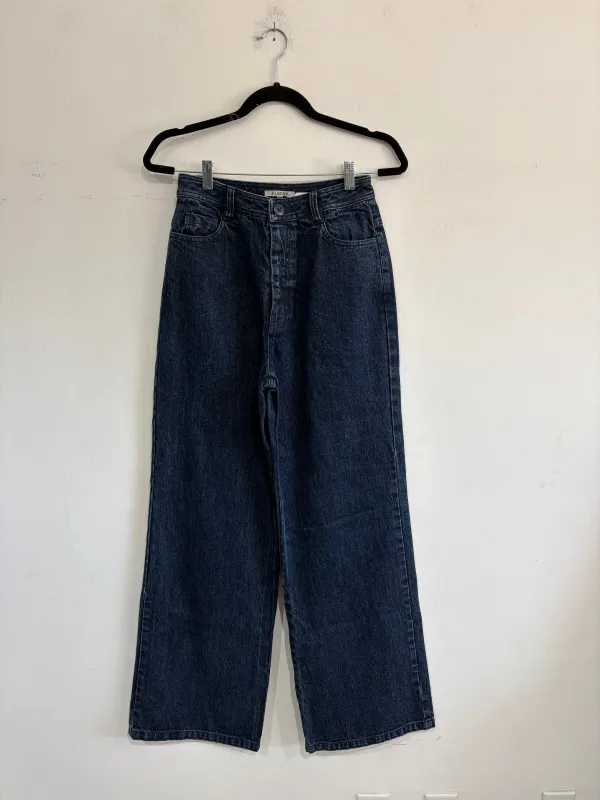 SAMPLE - FITTED PANT - FADED DARK BLUE DENIM made by Ali Golden