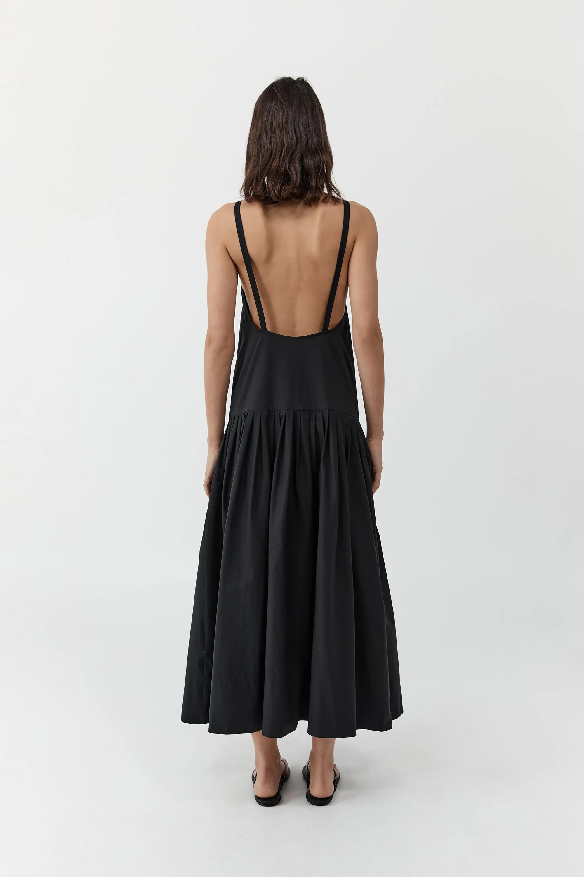 RELAXED PLEAT DRESS - BLACK sold by Ali Golden product image thumbnail 4