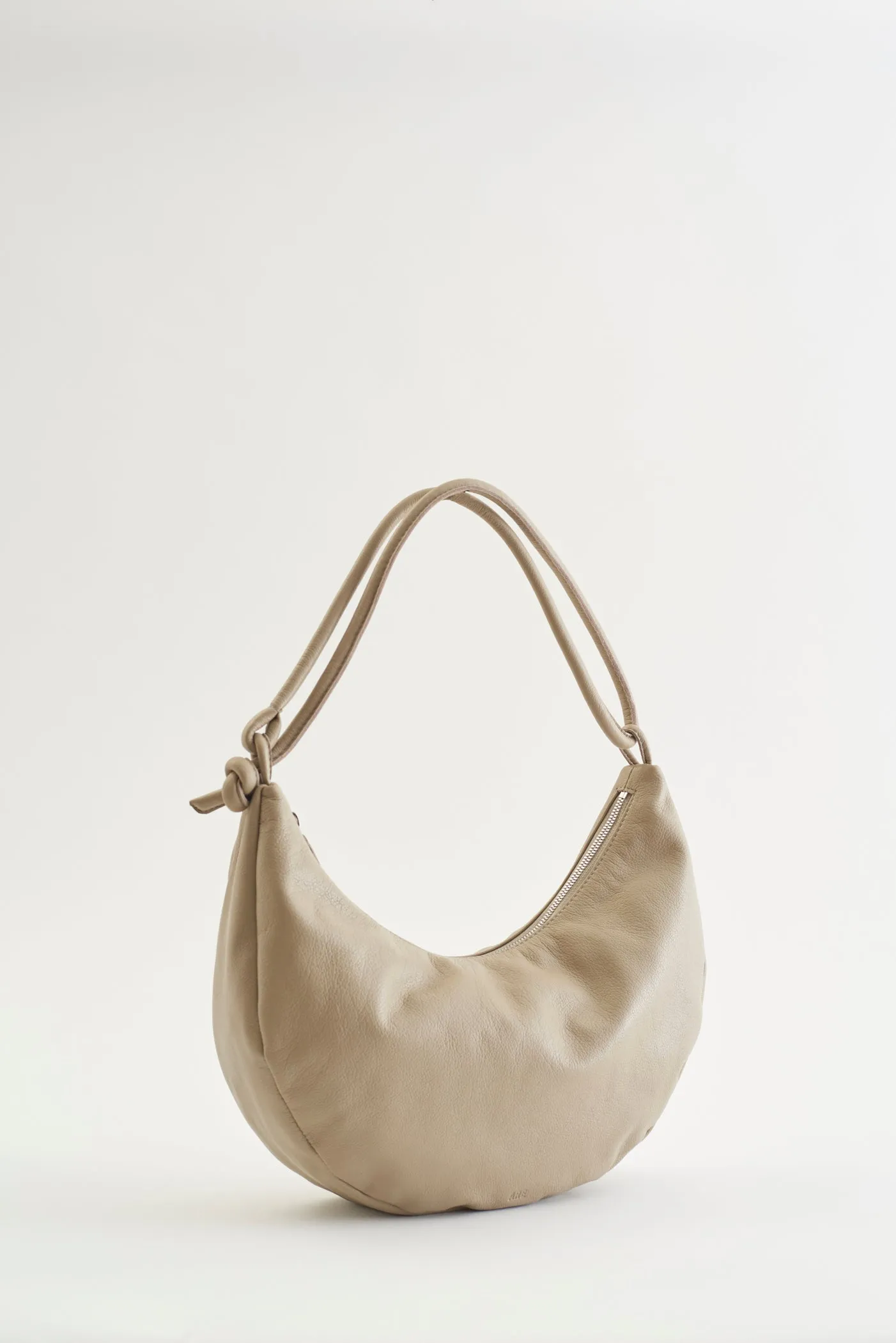 Large Bow SS25 sold by Are Studio product image thumbnail 5