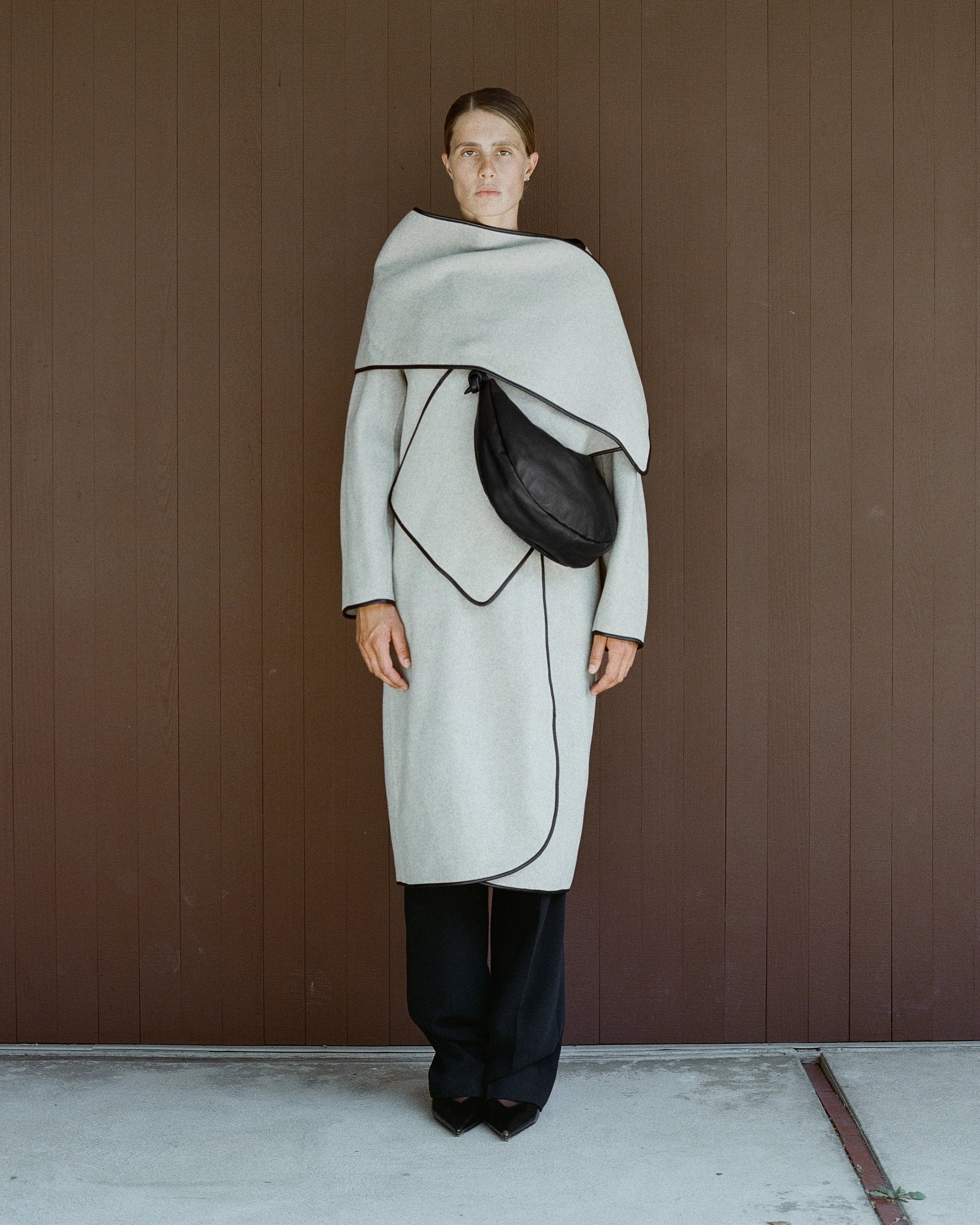 Large Bow SS25 sold by Are Studio product image thumbnail 3