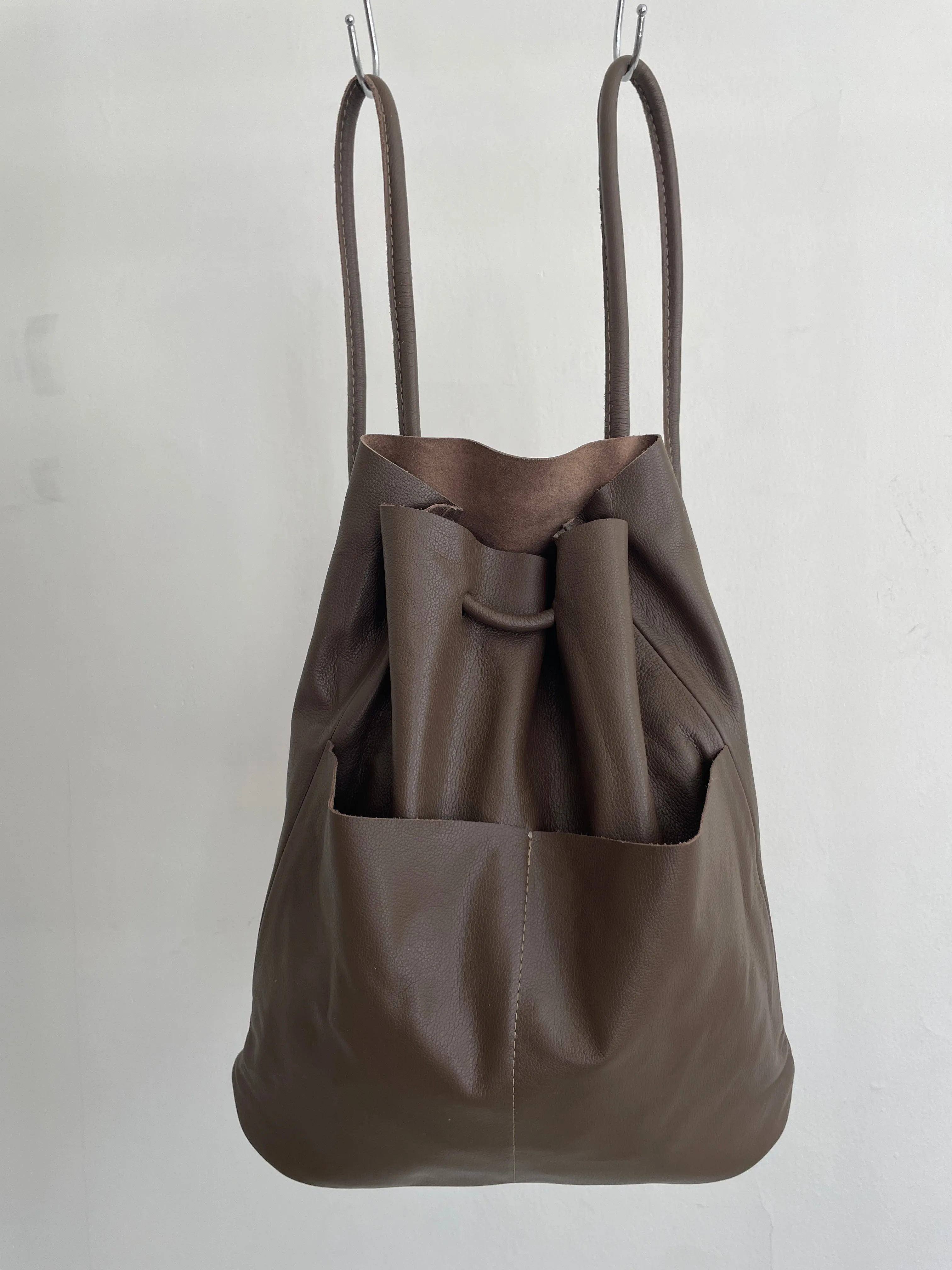 Lade / Archive Sale sold by Are Studio product image thumbnail 3