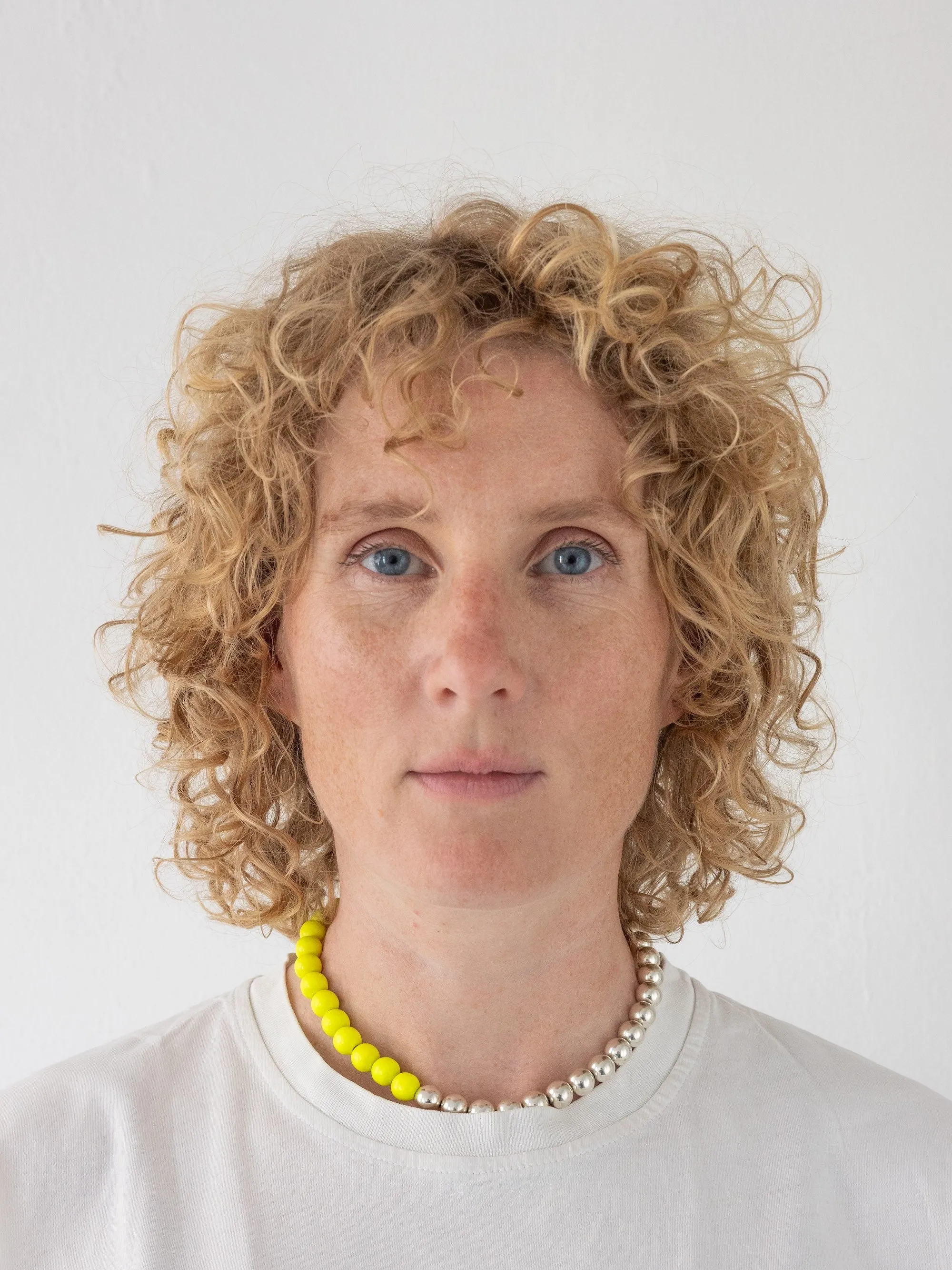 Perlen silver/wood necklace, neonyellow sold by Ina.seifart