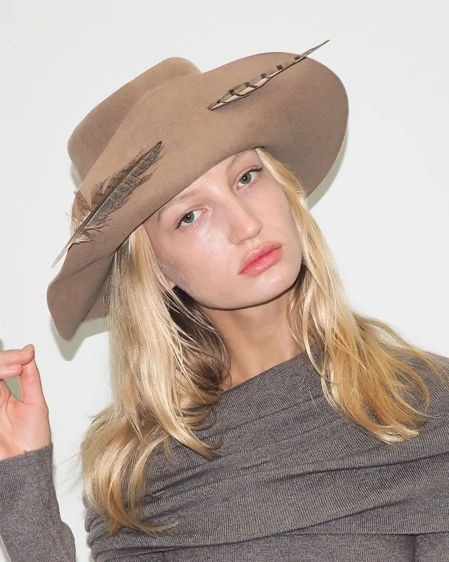 Plume Hat in Mink Velour Felt made by CLYDE