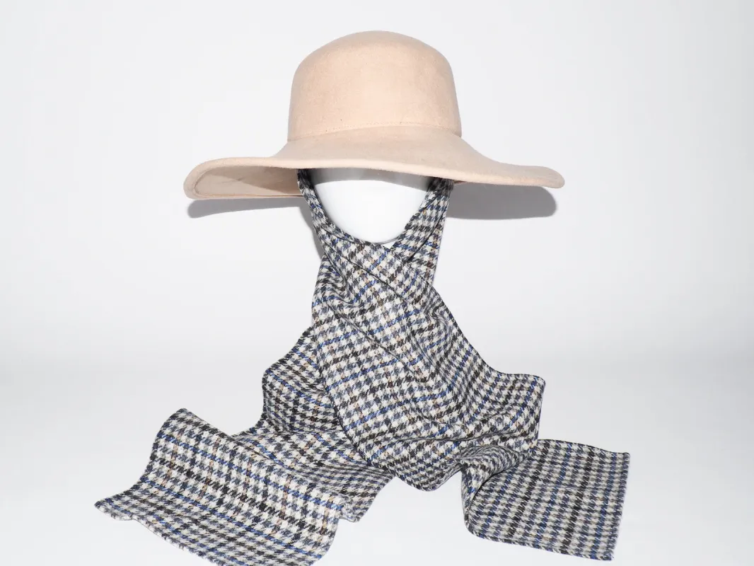 Pearl Hat Camel Wool w. Box Plaid sold by CLYDE