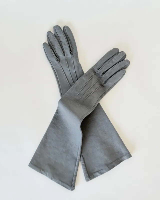 Gauntlet Gloves Distressed Charcoal made by CLYDE