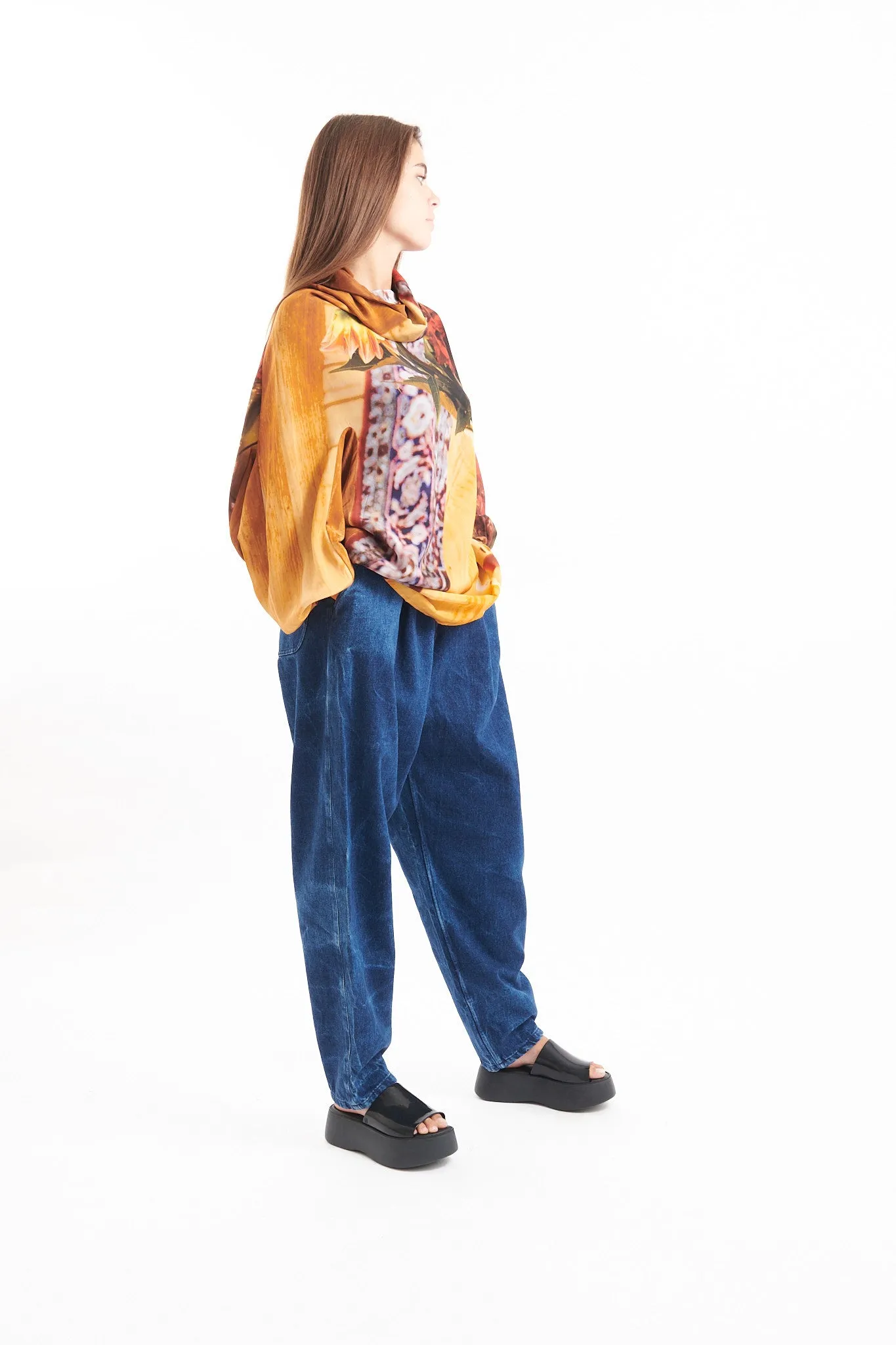 Asymetric Big Top sold by ANNTIAN product image thumbnail 2