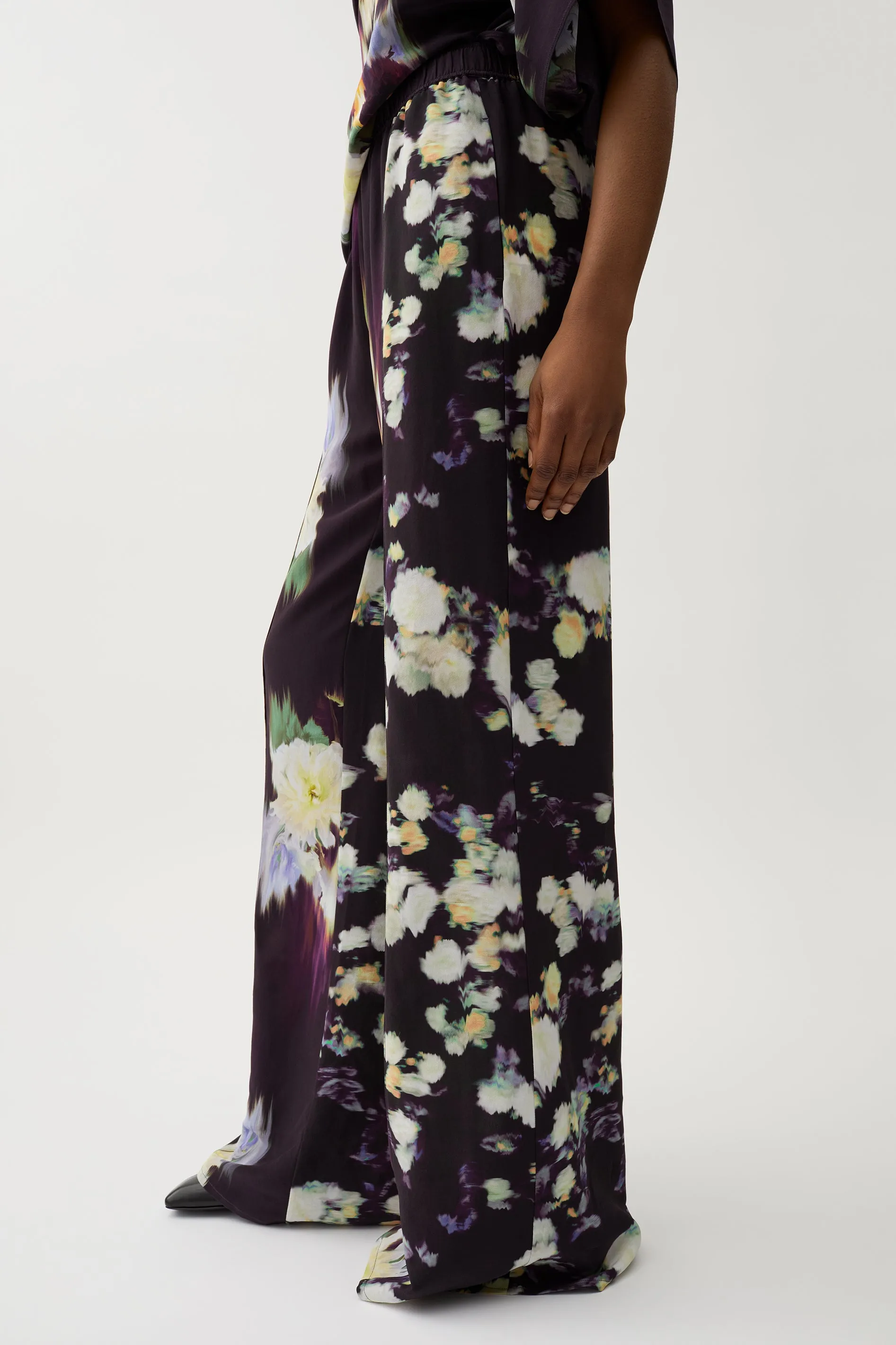 Ezra baroque rosie pants sold by Rodebjer product image thumbnail 5