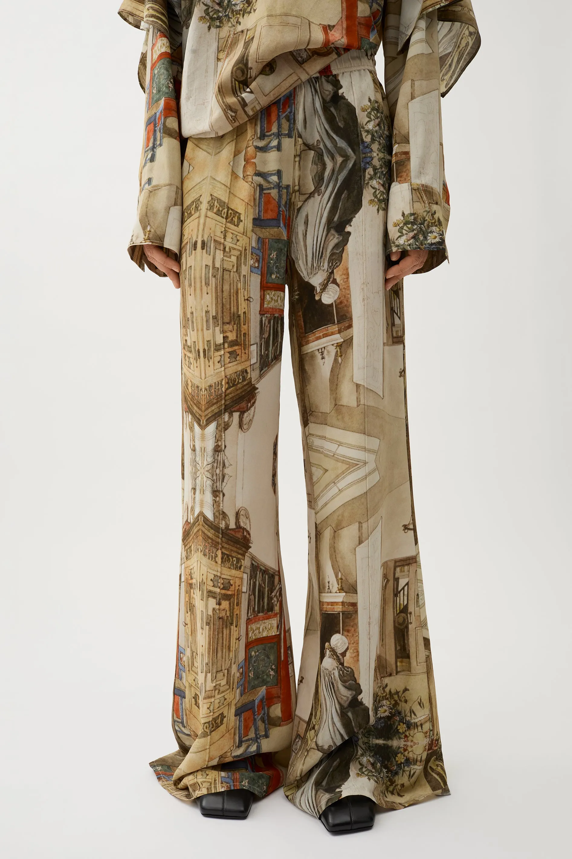 Ezra studio pants sold by Rodebjer product image thumbnail 2